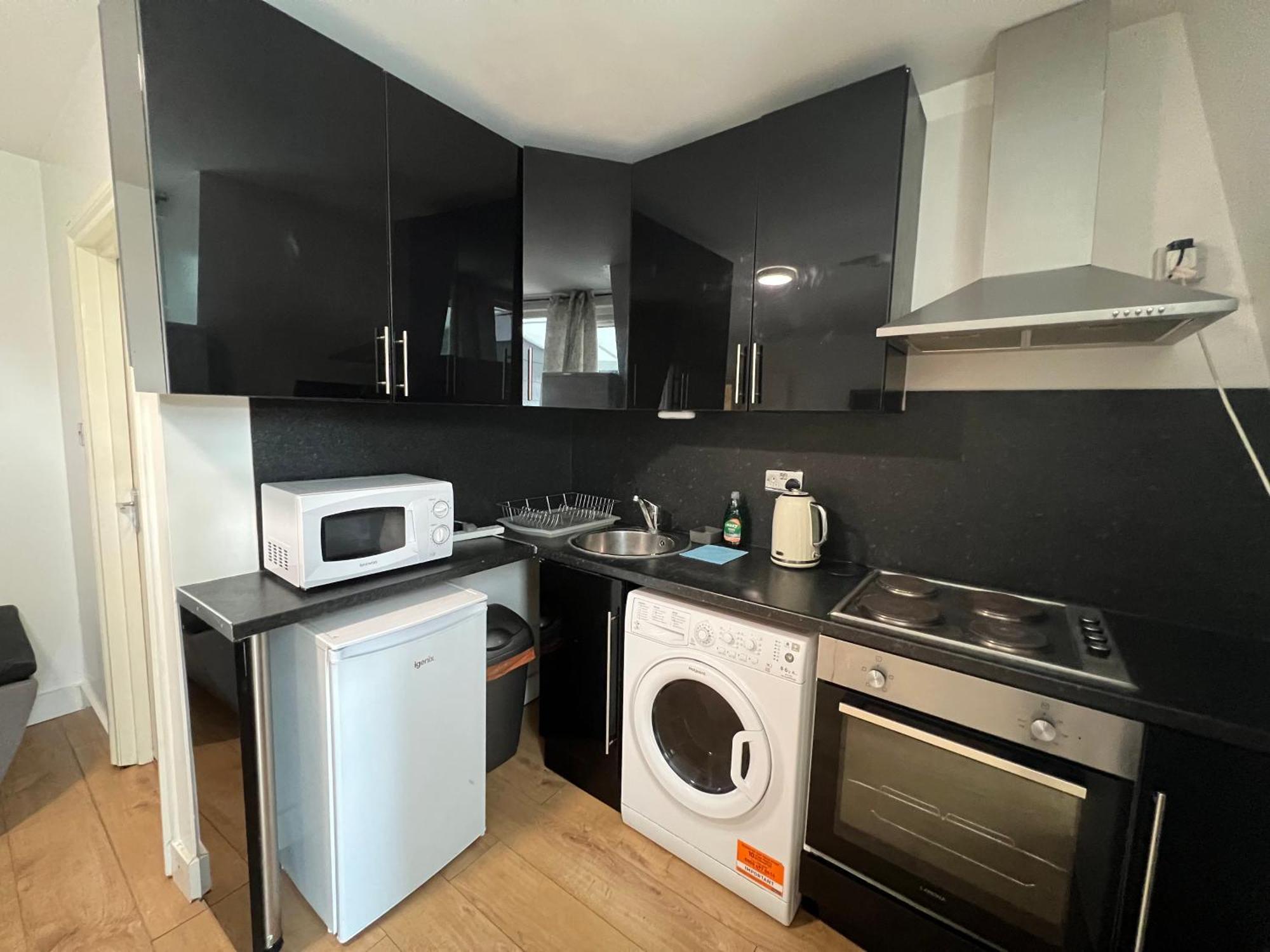 Comfy 2 Bedroom Apartments - Finchley Road, Londra Exterior foto