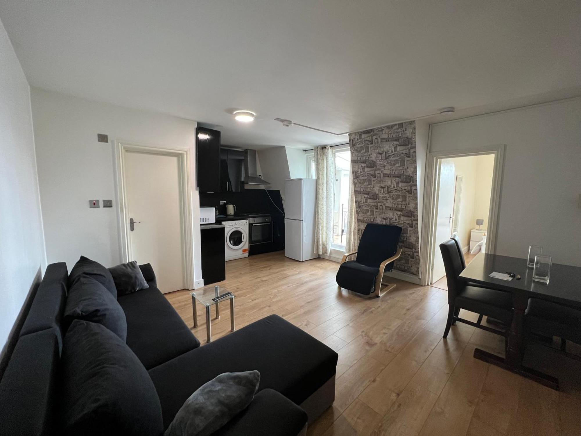 Comfy 2 Bedroom Apartments - Finchley Road, Londra Exterior foto