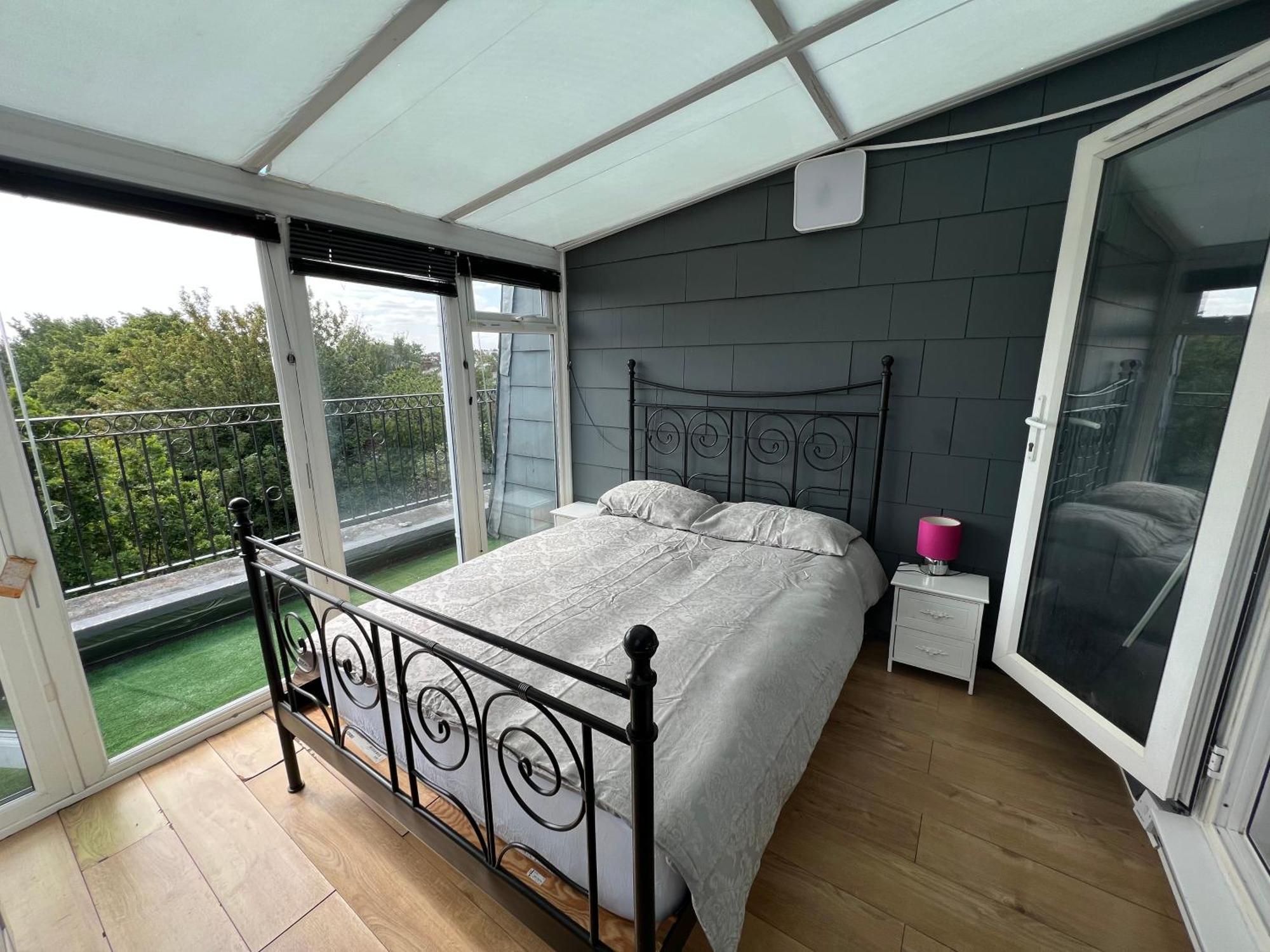 Comfy 2 Bedroom Apartments - Finchley Road, Londra Exterior foto