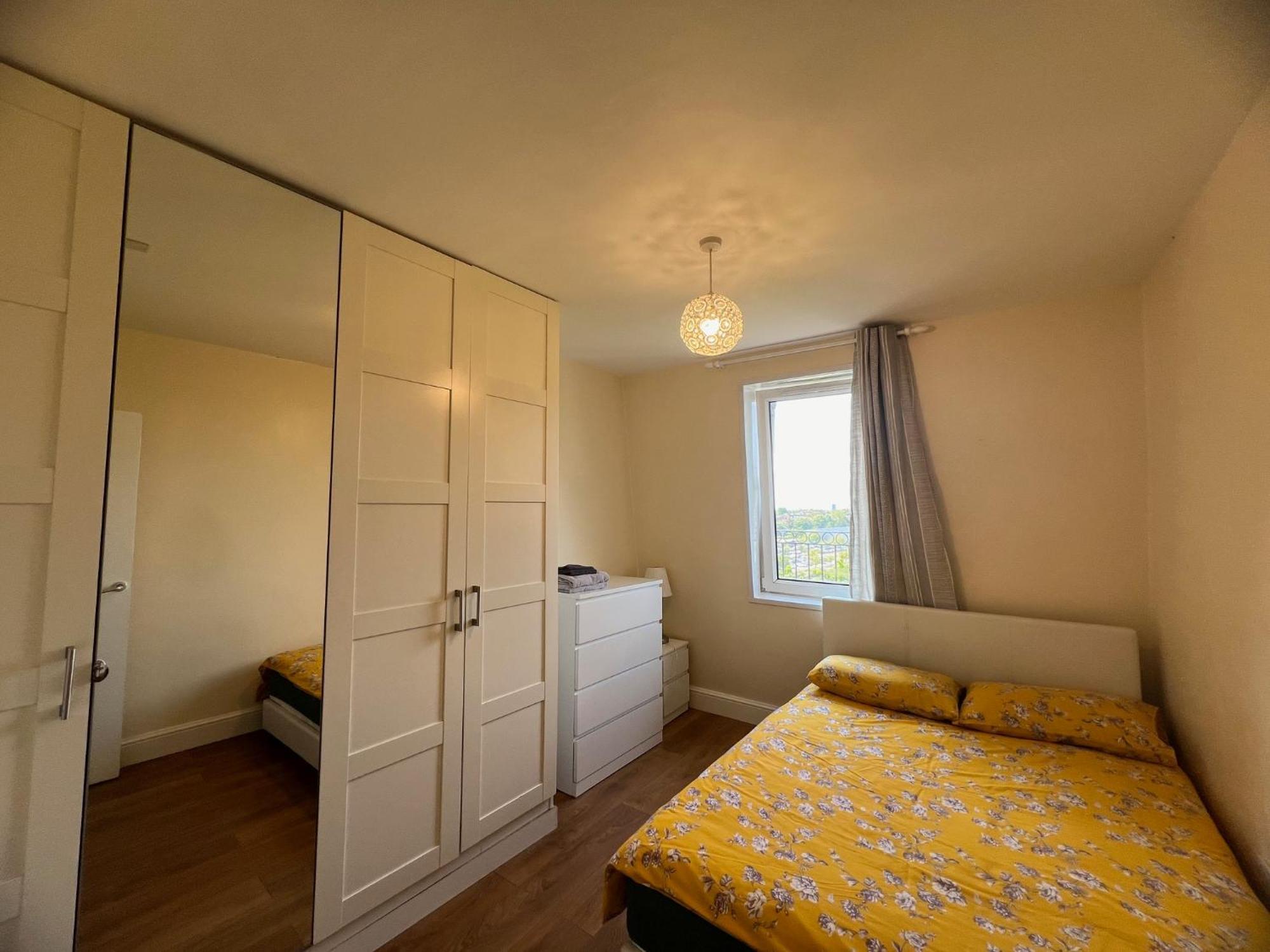 Comfy 2 Bedroom Apartments - Finchley Road, Londra Exterior foto
